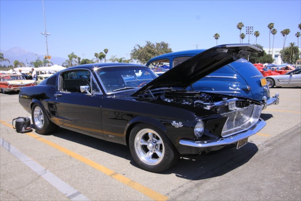 428-mustang-front