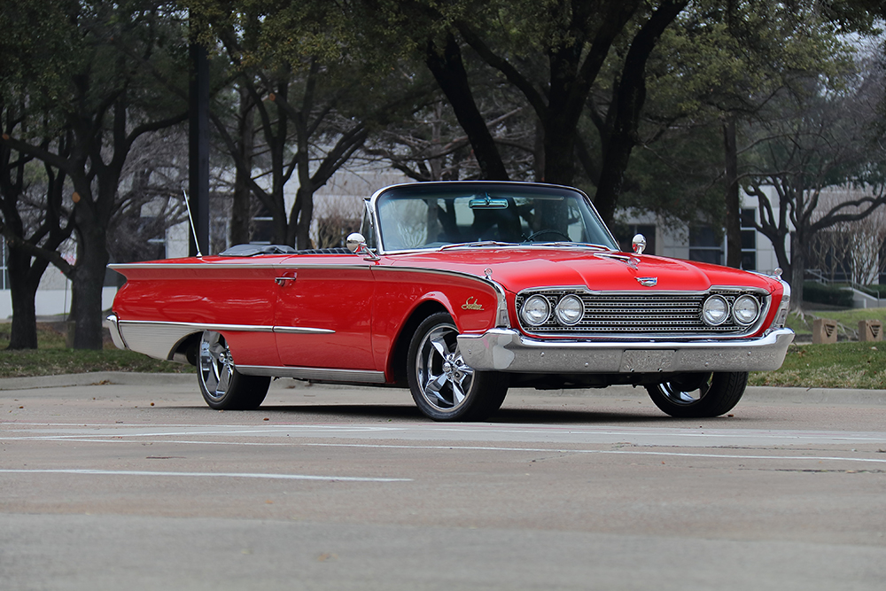 1960_Galaxie_front_convsmall