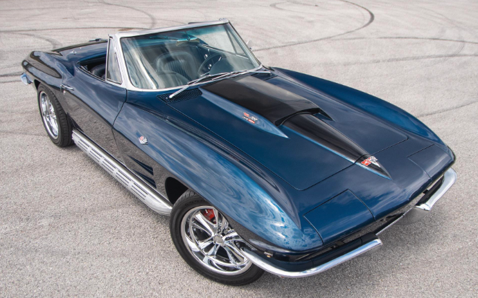 1964 Corvette with 1967 bb hood