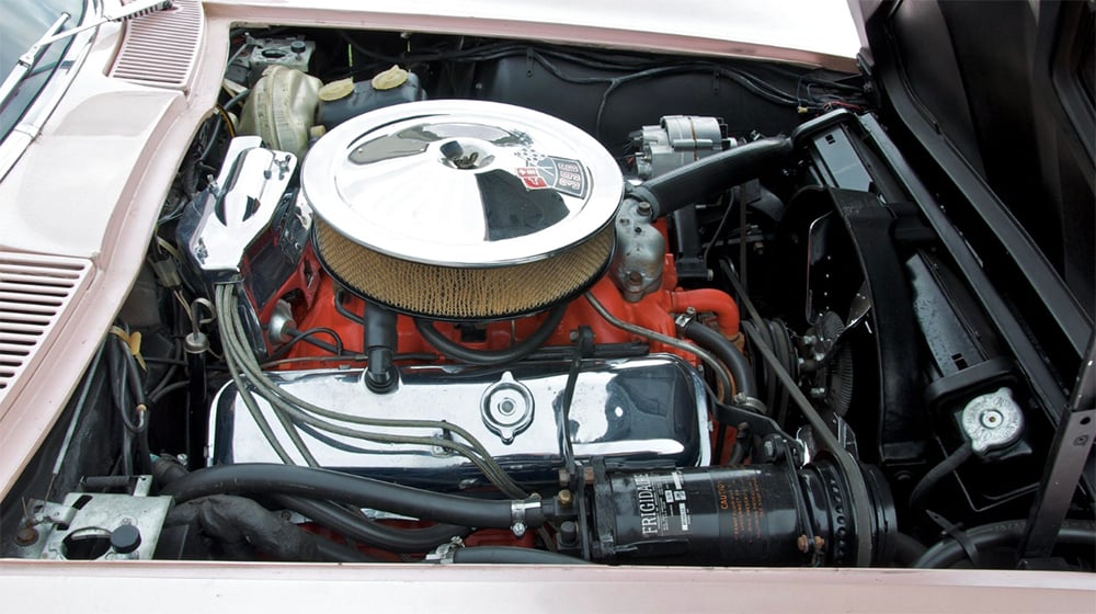 1964-Chevrolet-Corvette-for-Knudsens-wife-engine