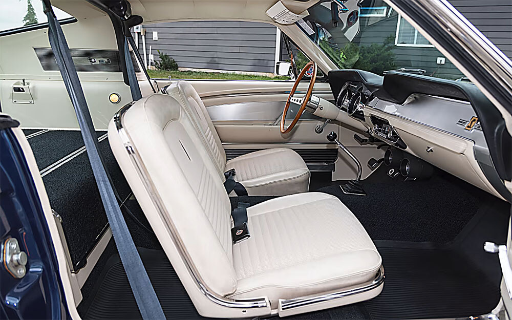 1967 GT500 DB white interior