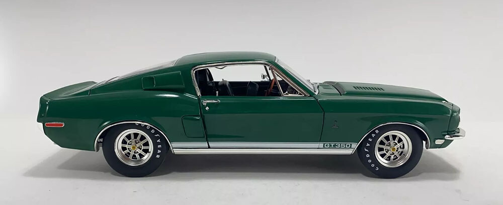 1968 GT350 1-18 Special Green