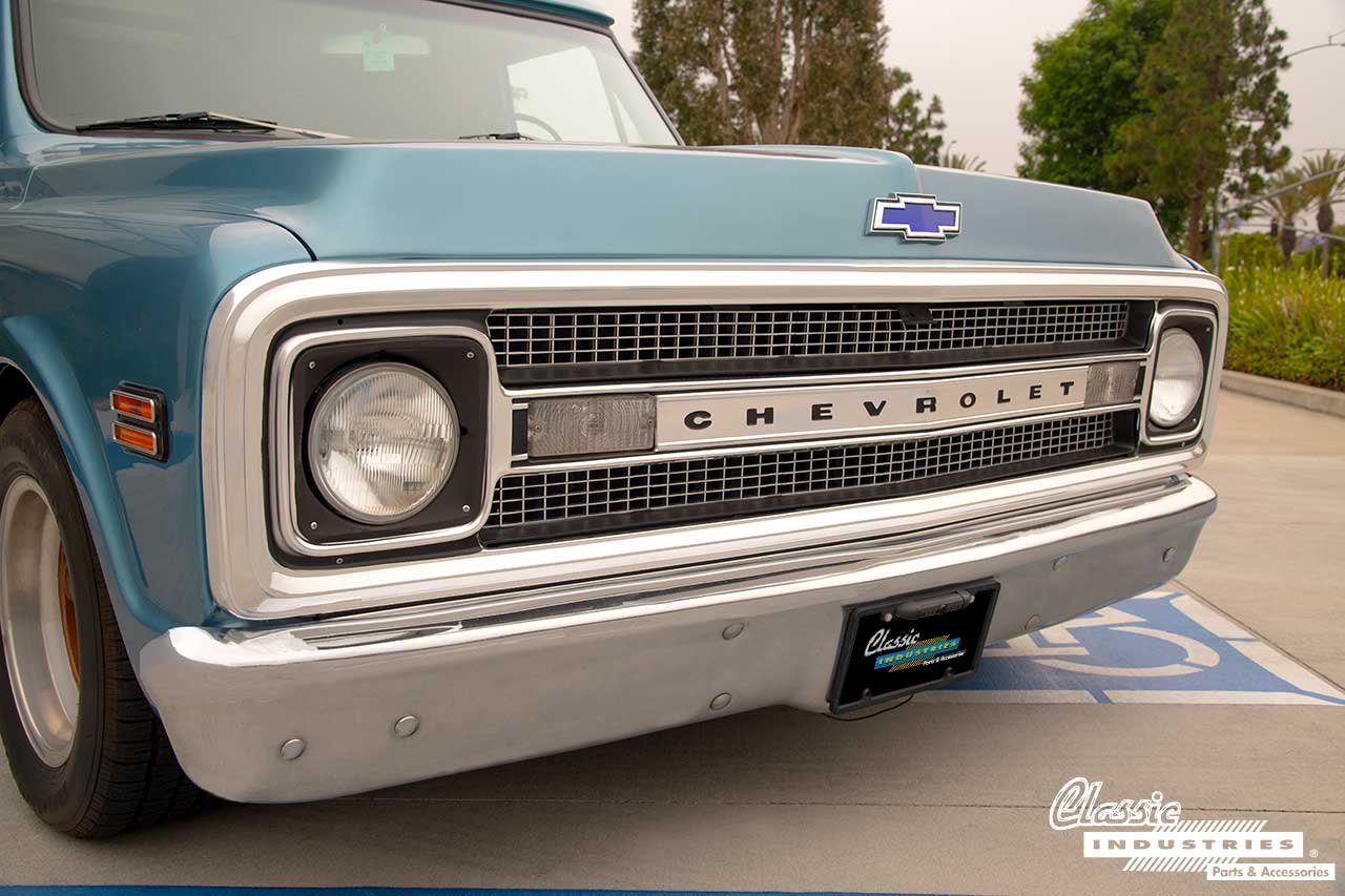 70_GMC_Panel_Impala_Blue_Grill