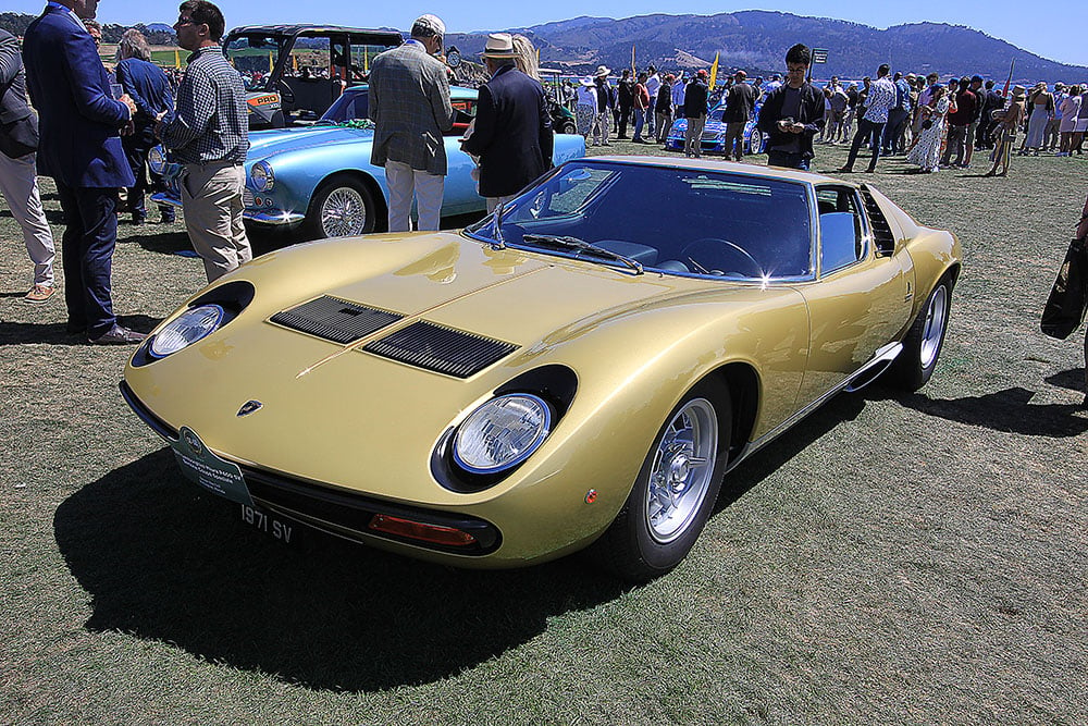 Gold Lambo Miura frontish