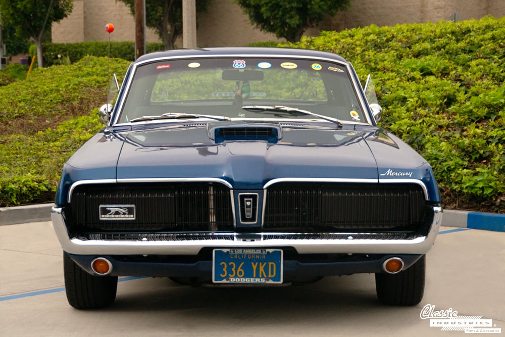 1968_Mercury_Cougar_Blue_Nose