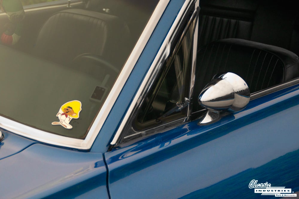 1968_Mercury_Cougar_Blue_Speedy_Gonzales_and_Blue Mirror